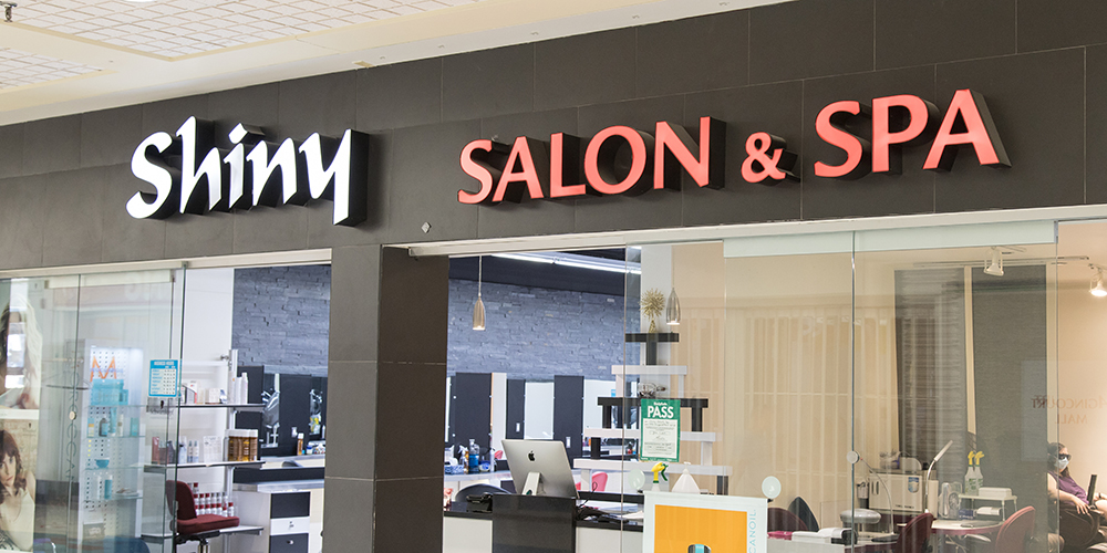 Shiny-Salon-and-Spa-Store-Front